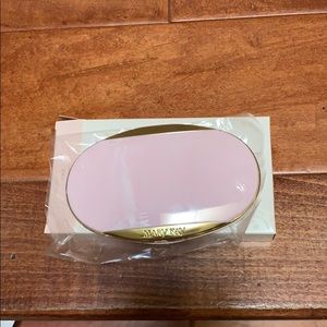 Mary Kay compact